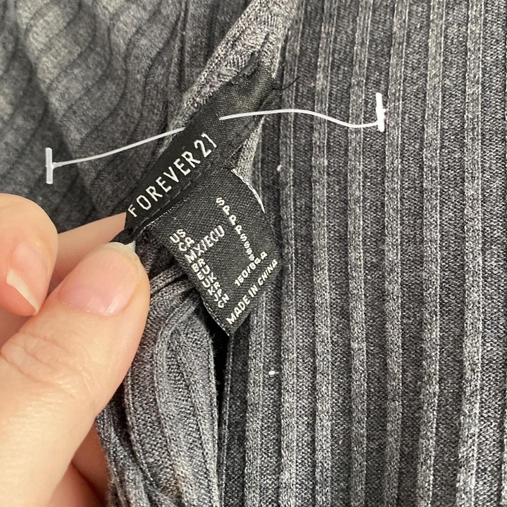 Grey Ribbed Dress with Keyhole Back - Picture 3 of 3